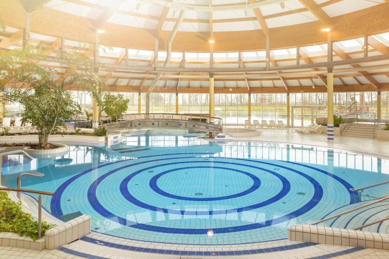 Terrasse, Gratis Nutzung Vom Ahoi Erlebnisbad Und Sauna In Sellin - Villa Antje Fewo 04 Гьорен Екстериор снимка
