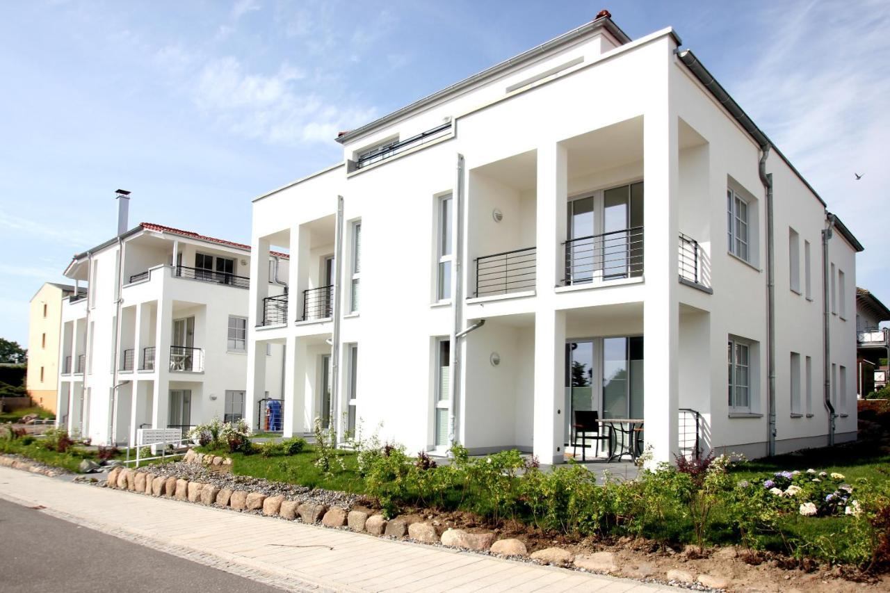 Terrasse, Gratis Nutzung Vom Ahoi Erlebnisbad Und Sauna In Sellin - Villa Antje Fewo 04 Гьорен Екстериор снимка