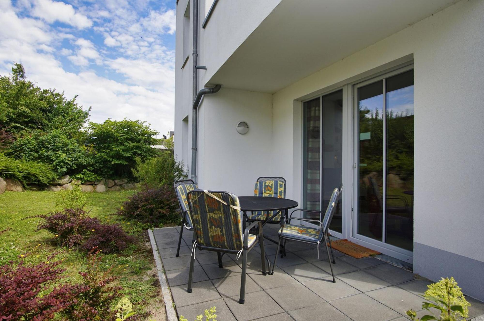 Terrasse, Gratis Nutzung Vom Ahoi Erlebnisbad Und Sauna In Sellin - Villa Antje Fewo 04 Гьорен Екстериор снимка